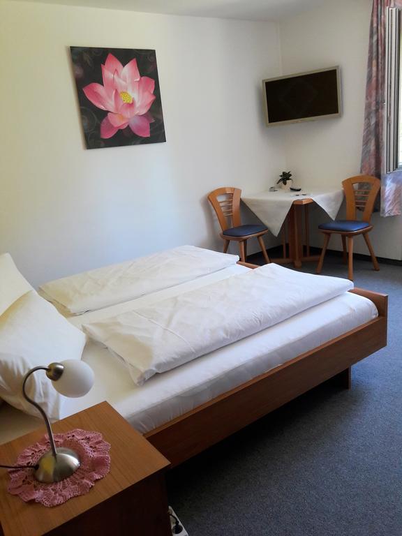 Gasthof-Pension Silvia Haibach ob der Donau Dış mekan fotoğraf